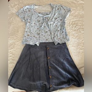 KnitWorks Girl's Size X-Large (16) Gray Corduroy Skort And Flower Shirt Set